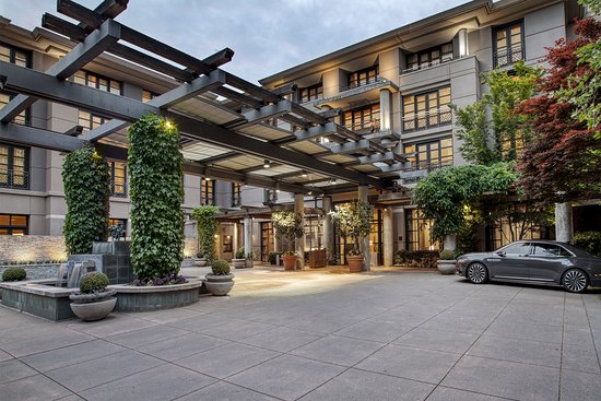Bellevue Club Hotel