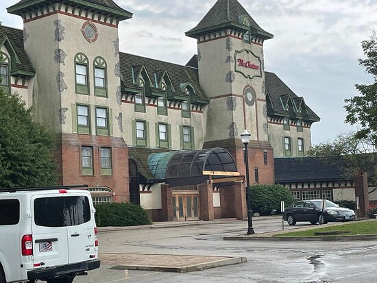 The Chateau Hotel And Conference Center