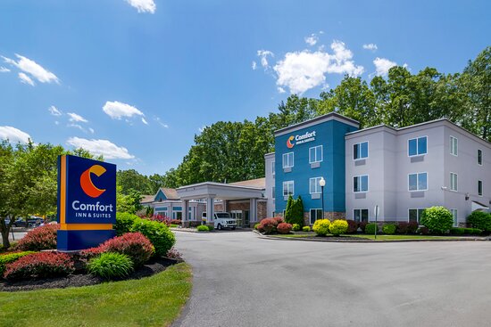 Comfort Inn & Suites - Saratoga Springs