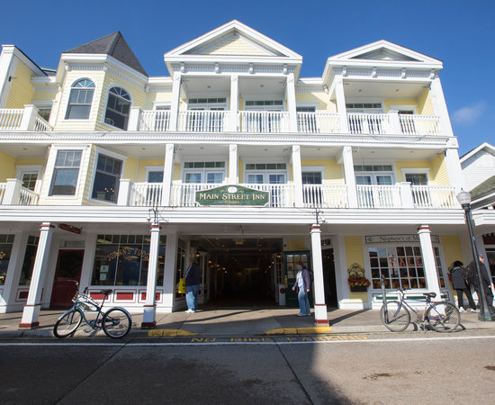 Main Street Inn and Suites