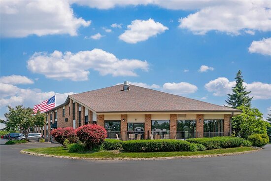 Quality Inn Grand Rapids South-Byron Center