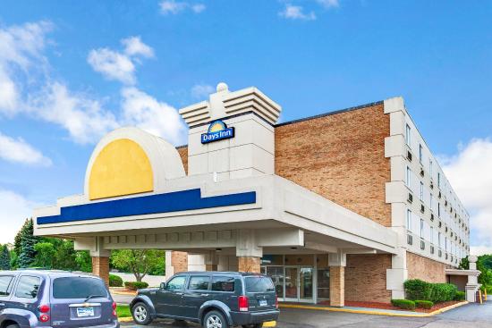Days Inn by Wyndham Livonia/Canton/Detroit