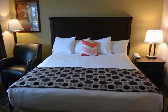 Days Inn by Wyndham Lakewood South Tacoma