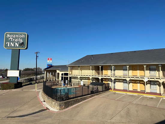 Spanish Trails Inn