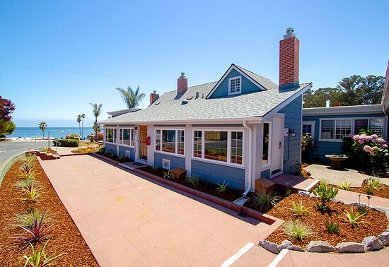 Edgewater Beach Inn