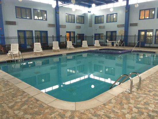 A Victory Hotel & Suites