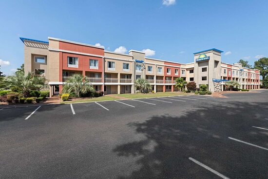 Days Inn by Wyndham Florence Near Civic Center