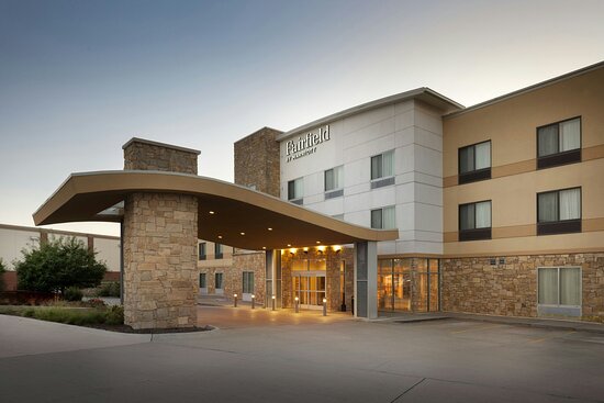 Fairfield by Marriott Inn & Suites Lincoln Southeast