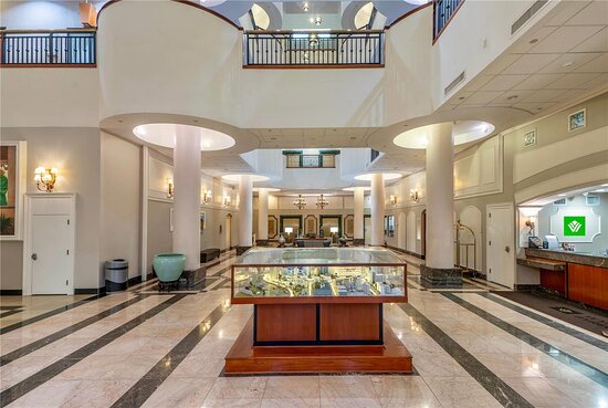 Wyndham Garden Baronne Plaza New Orleans