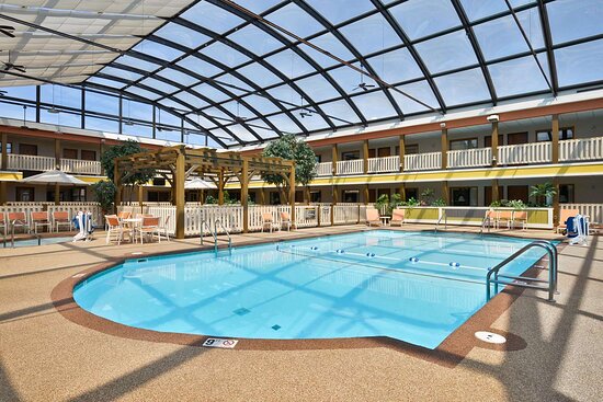 Best Western Plus Dubuque Hotel & Conference Center