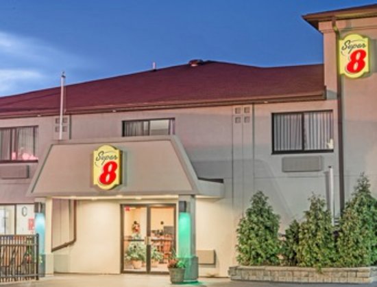Super 8 by Wyndham Niagara Falls NY