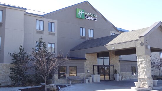 Holiday Inn Express Kansas City - Bonner Springs by IHG