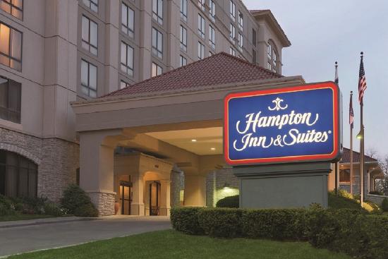 Hampton Inn & Suites Kansas City-Country Club Plaza