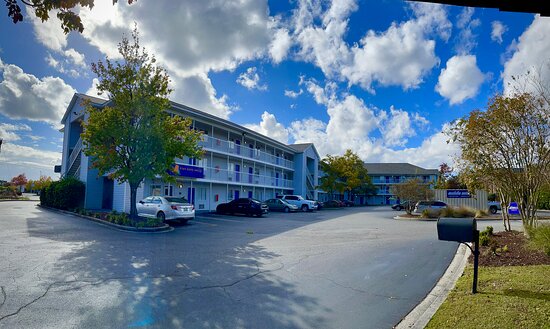 InTown Suites Charleston North