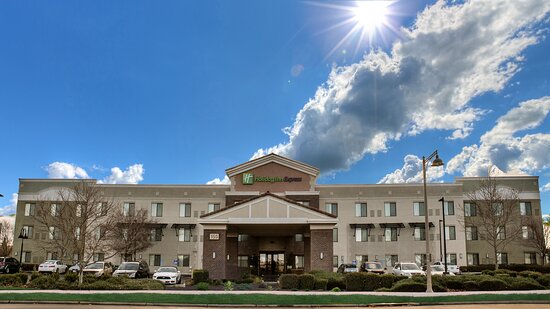 Holiday Inn Express & Suites Lincoln-roseville Area By IHG