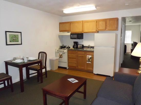 Affordable Suites of America
