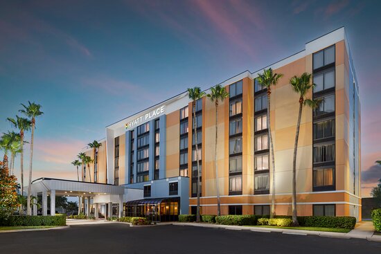 Hyatt Place Across From Universal Orlando Resort