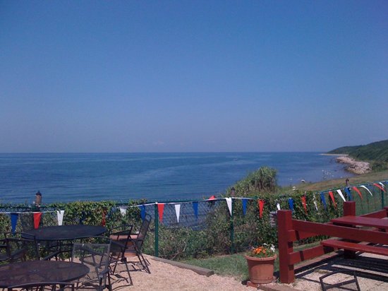 Montauket Hotel