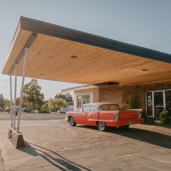 The Sapphire Motel