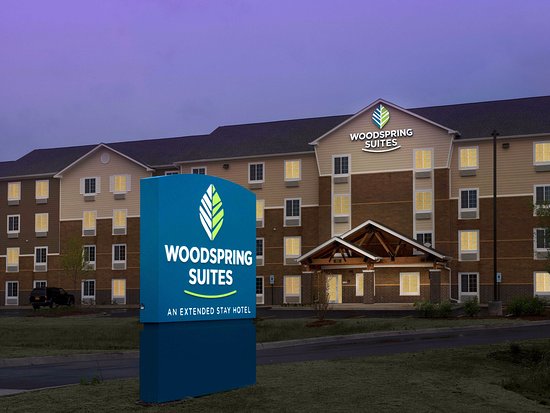 WoodSpring Suites Chicago Darien