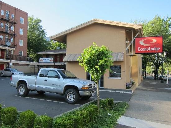 Econo Lodge City Center