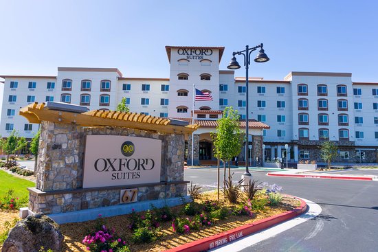 Oxford Suites Sonoma County - Rohnert Park