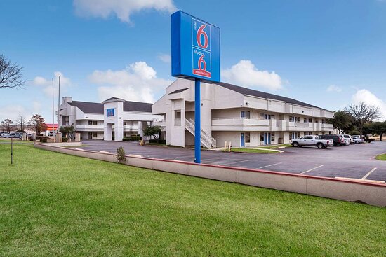 Motel 6 Irving, TX - Irving DFW Airport East