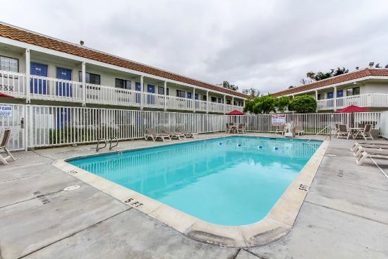 Motel 6 Salinas North - Monterey Area