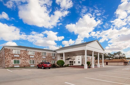 Baymont By Wyndham Bellevue/omaha