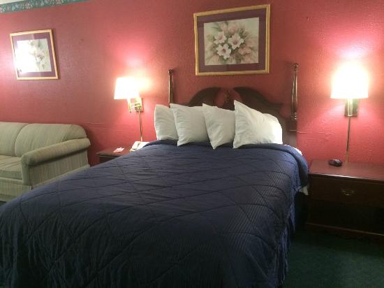 Quality Inn Airport