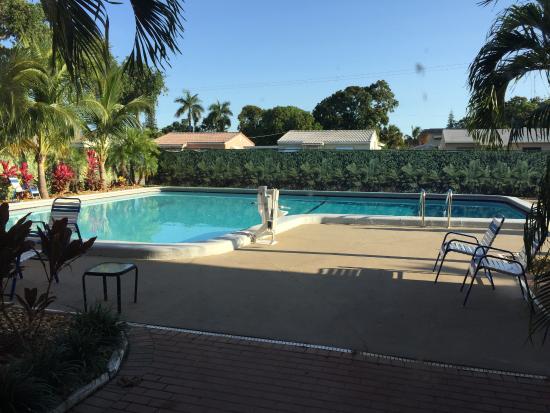 Hollywood Gateway Inn