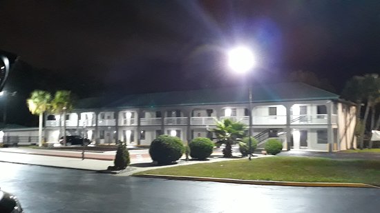 Super 8 by Wyndham Pensacola West