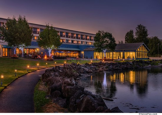 Best Western Plus Silverdale Beach Hotel