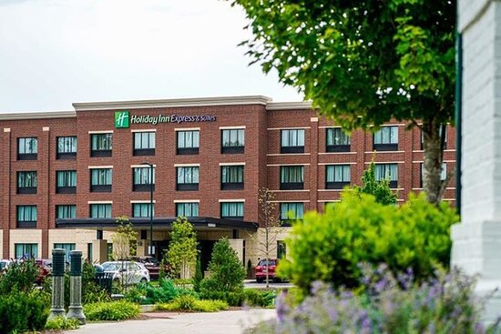 Holiday Inn Express & Suites Franklin - Berry Farms By IHG