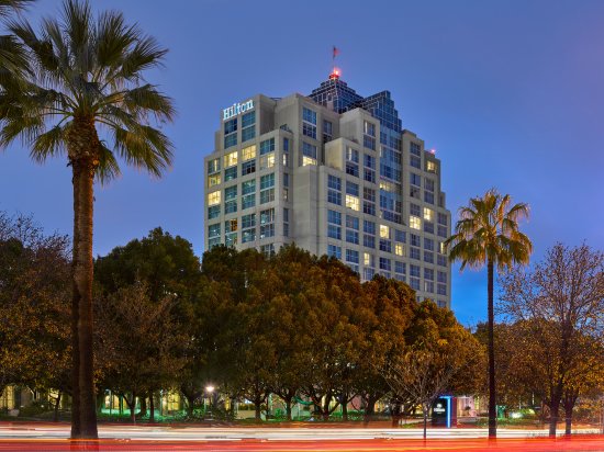 Hilton Los Angeles North/glendale & Executive Meeting Ctr
