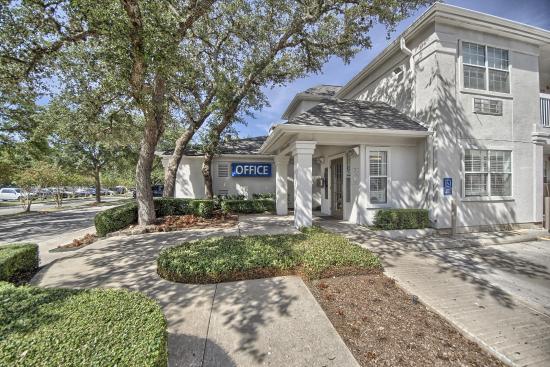 Studio 6 San Antonio - Medical Center
