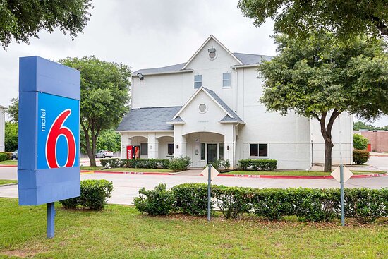 Motel 6 Grand Prairie - Near Six Flags Drive