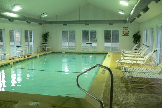 Budget Inn Mackinaw