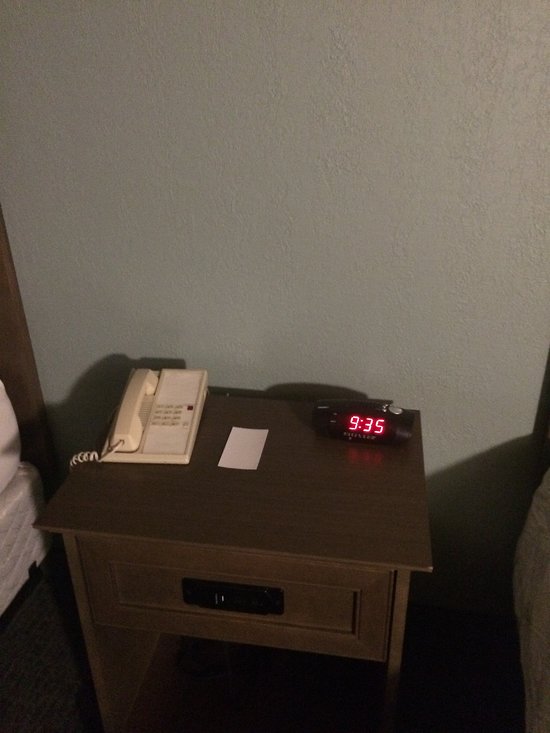 Canterbury Inn and Suites
