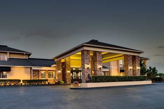 Greenfield Inn & Suites