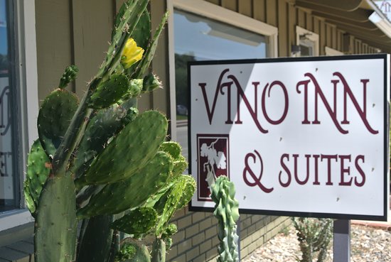 Vino Inn & Suites