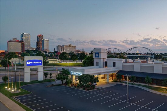 Wyndham Riverfront Little Rock