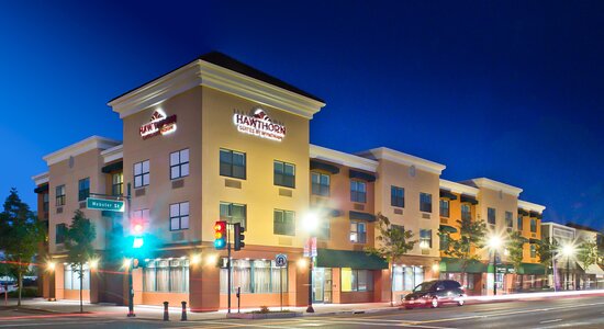 Hawthorn Suites By Wyndham
