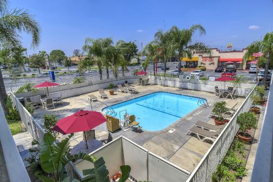 Motel 6 Fontana