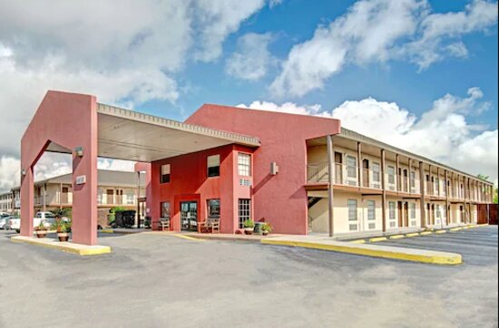 Deluxe Inn San Antonio