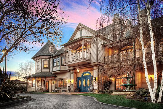 The Genevieve Hotel