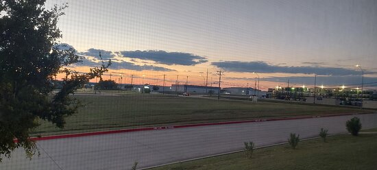 Super 8 by Wyndham Burleson Fort Worth Area