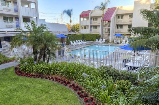 Motel 6 Anaheim, CA - Maingate