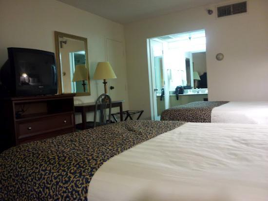 Baymont Inn & Suites Omaha NE