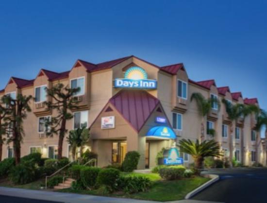 Days Inn by Wyndham Carlsbad